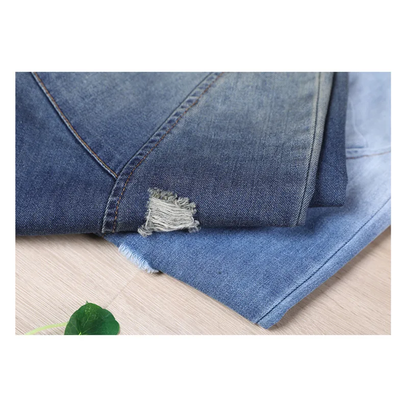 

IEJQ 2021 New Women's Summer Casual Loose Literary And Artistic Gradient Holes Washed Mid-waist Harem Jeans Women 3D0007
