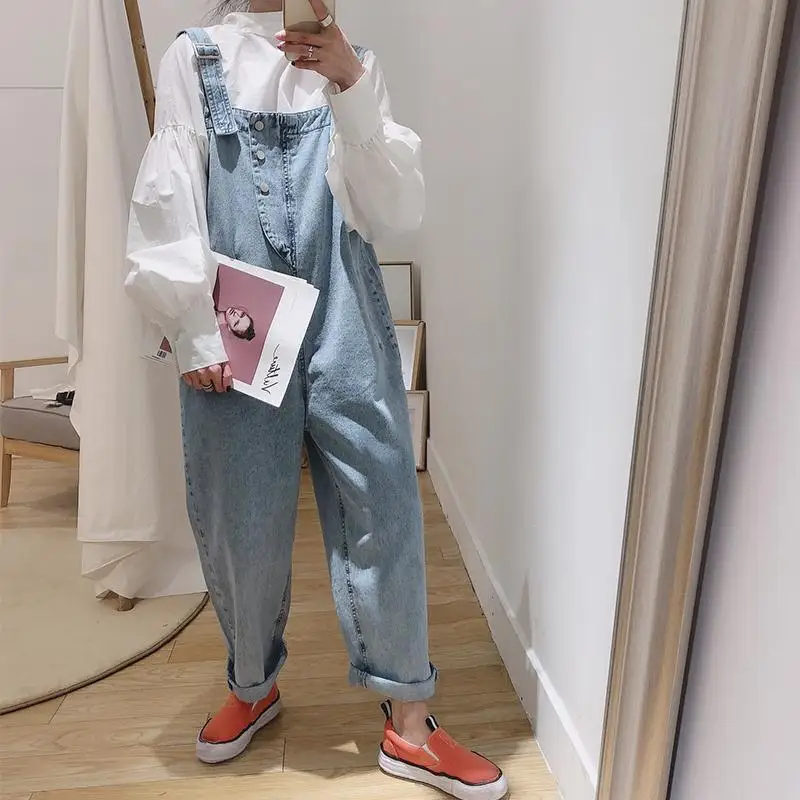 

Women Denim Overall Sleeveless Pockets Jean Jumpsuit Loose Long Wide Leg Pants Casual Adjustable Straps Playsuit Romper