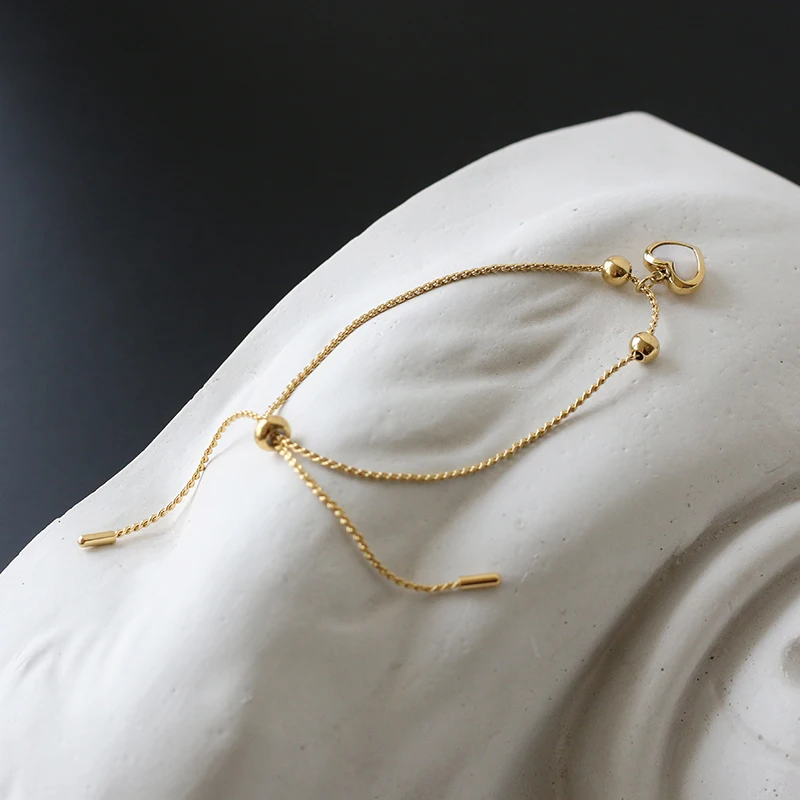 

Fashion Bohemian White Shell With Heart Pendant Bracelet Charm Stainless Steel Gold Color Chain Bracelet Vintage Bangles Jewelry