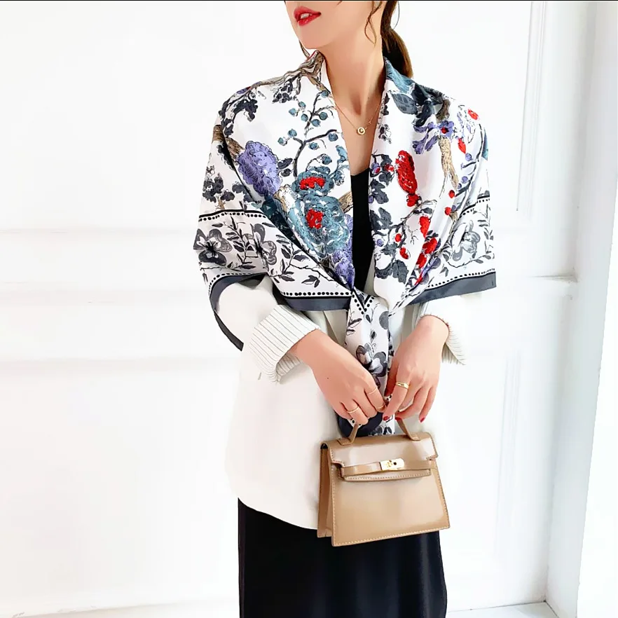 

Женская шёлковая шаль в стиле ретро, с цветком сливы