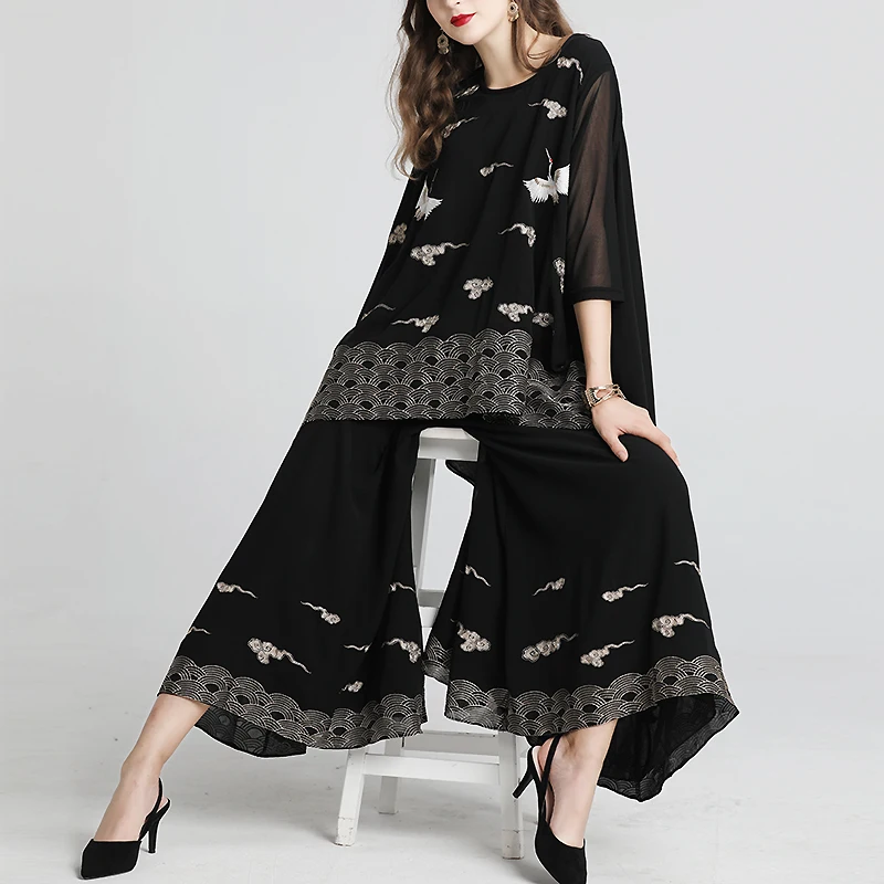 Plus Size Clothing 2020 Spring Summer Fashion Suits & Sets Women Exquisite Embroidery Loose Tops Blouse+Wide Leg Pant Set Female