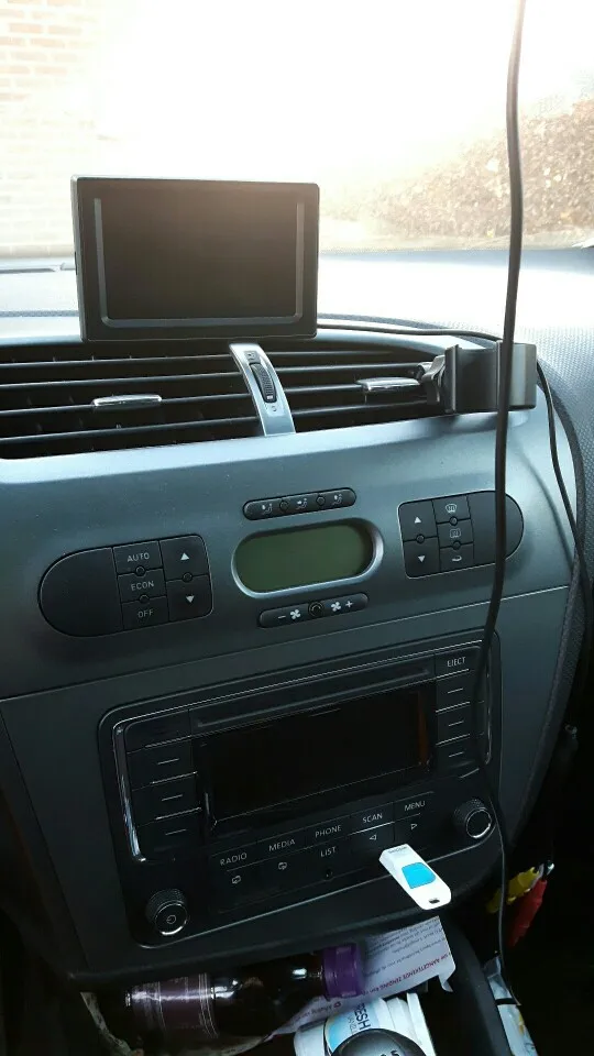 Doppelte 2-Din-Blende für Seat Leon LHD Radio GPS Stereo Radio Panel Dash Montage Installation Trim Kit Gesichtsrahmen Lünette – Detail 14