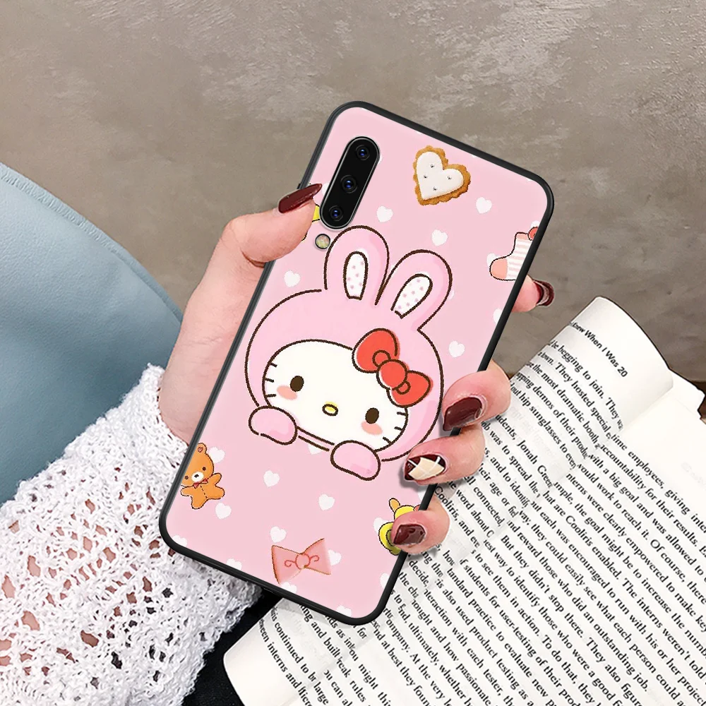 

Cute Cartoon Hellos Kitties Phone Case For Samsung Galaxy A 5 7 8 10 20 20E 21S 30 30S 40 50 51 70 71 black Etui Painting Cell