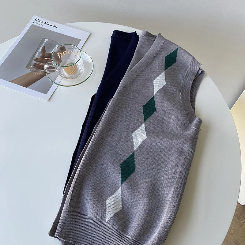 

2021 Summer Spring Casual Women Knitted Vest V Neck Argyle Plaid Sleeveless Coat