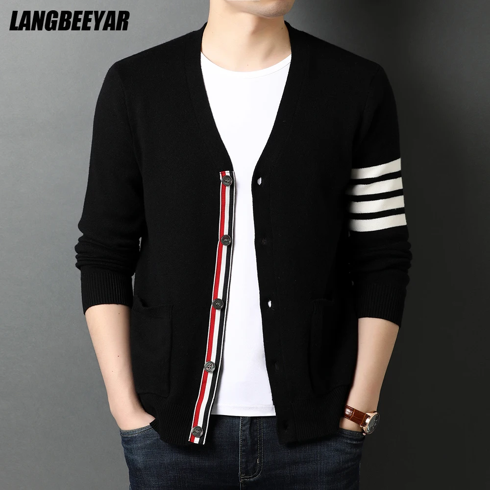 

Top Grade New Autum Winter Brand Fashion Knitted Men Cardigan Sweater Black Korean Casual Coats Jacket Mens Clothing 2021