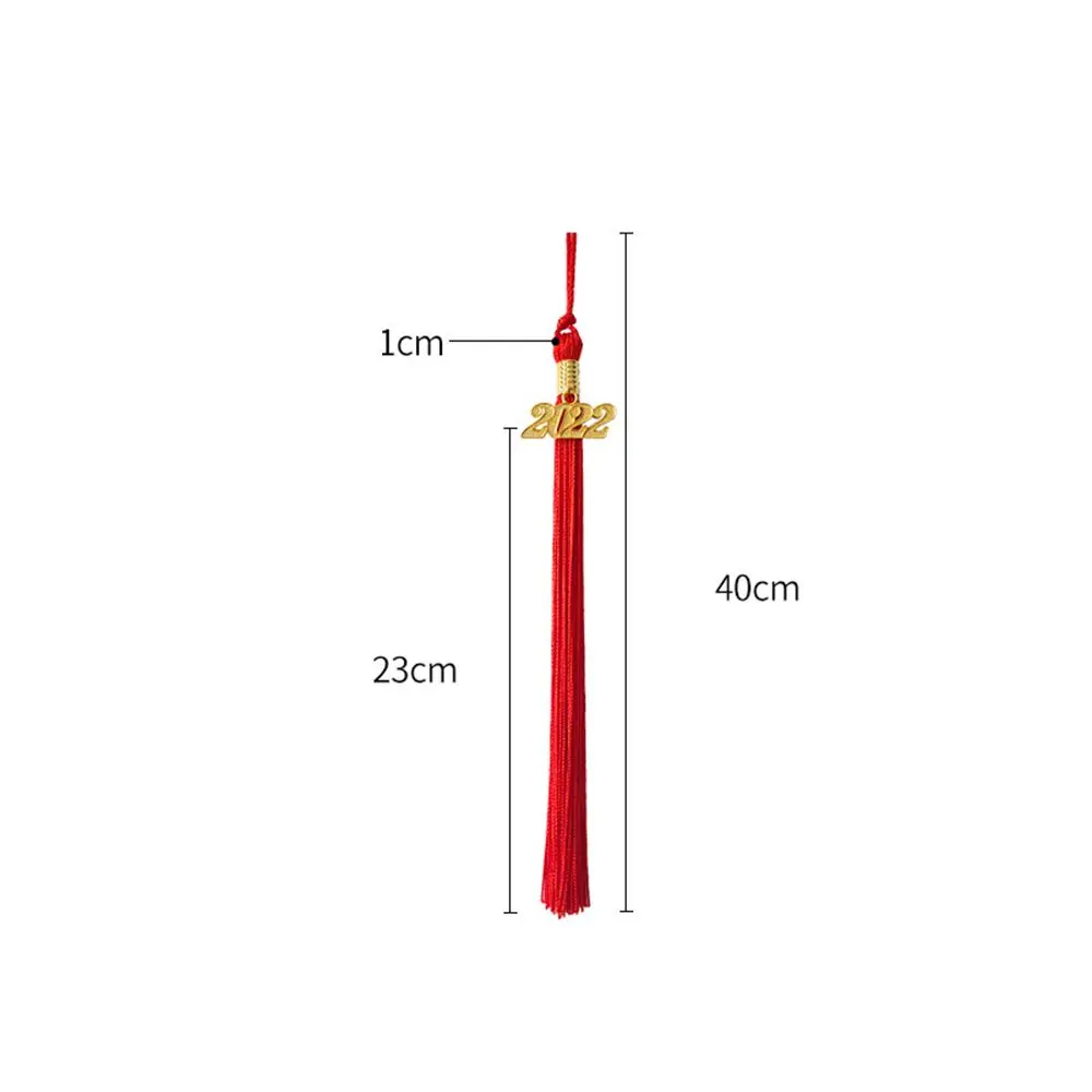 Шапка с кисточкой и подвеской золотистая 2022 год | Дом сад