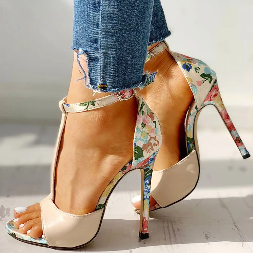 Женские летние сандалии с открытым носком на тонком высоком каблуке