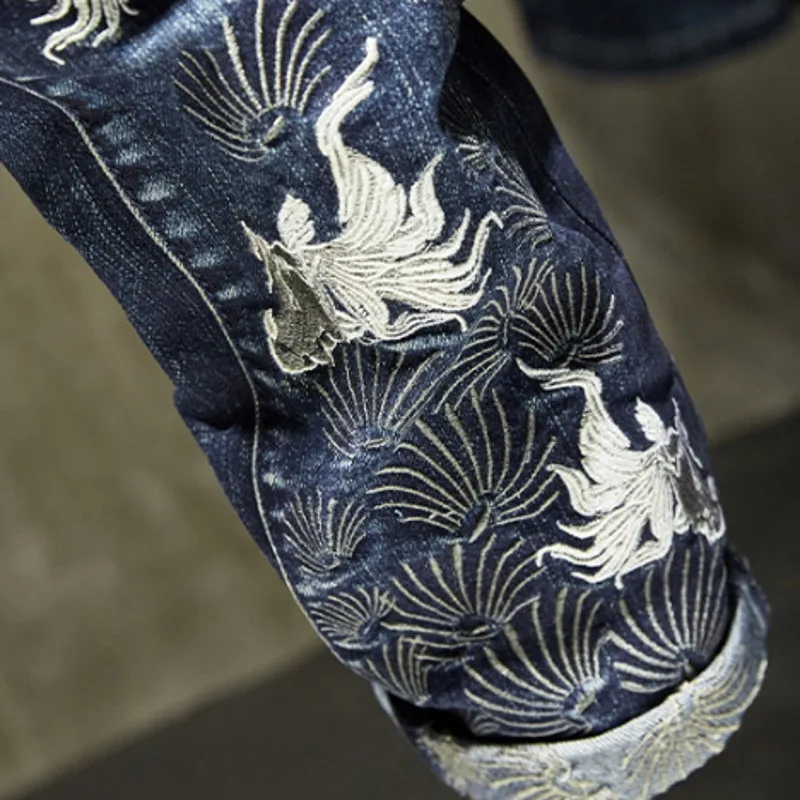 

Fashion Mens Embroidery Straight Jeans Hole Ripped Pencil Pants New Jean Male Trousers Casual Streetwear Punk Style Denim Pants