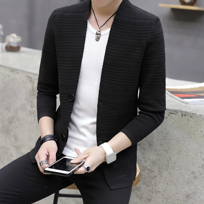 

New men's cardigan trend in spring and autumn 2021, thin clothes on cool coat