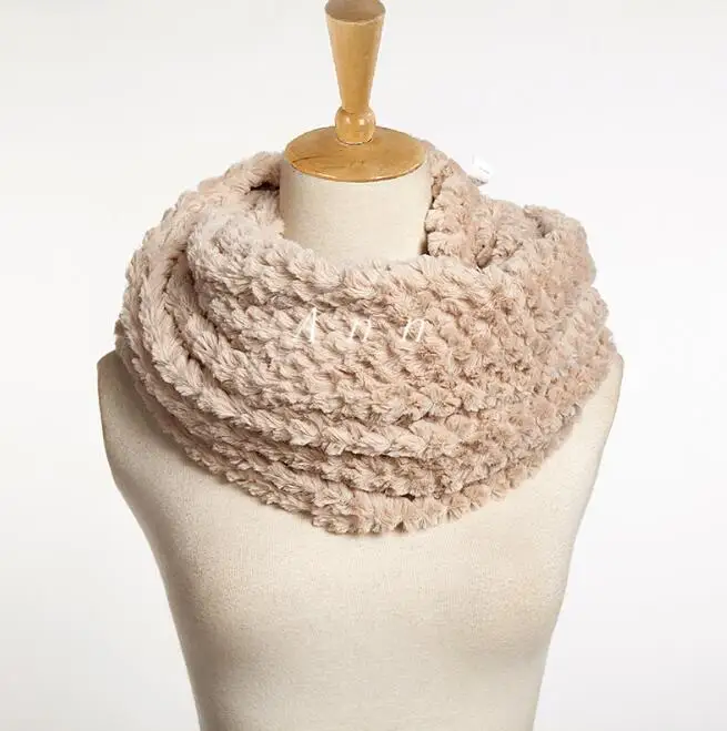 

Winter warm women's scarf collar fur solid color triangle pullover bib