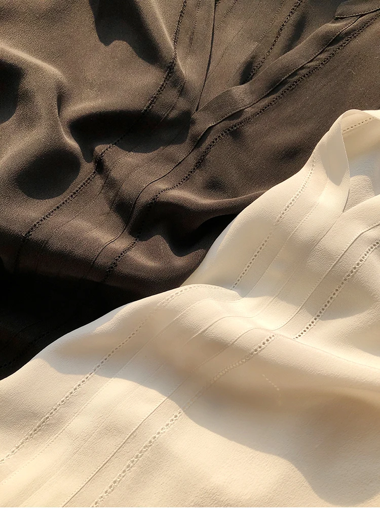 

100% Silk Brand Fashion Women High-end Luxury Vintage stitch Hollow Elegant V-neck Silk Long-sleeved Shirt Top