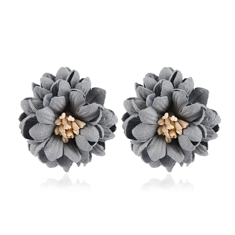 

Fashionable acrylic flower earrings for women