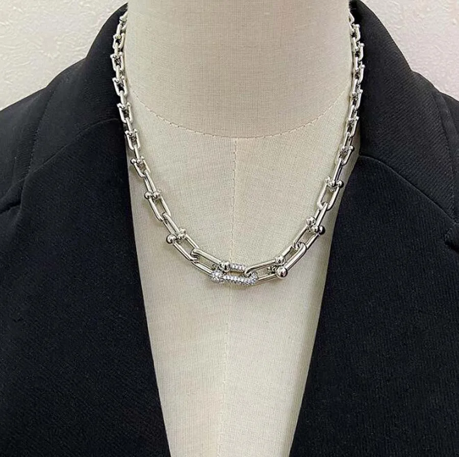 

cool U-shaped ins Korean girls summer thick necklace classic punk shiny rhinestone knot lock trend neck chain
