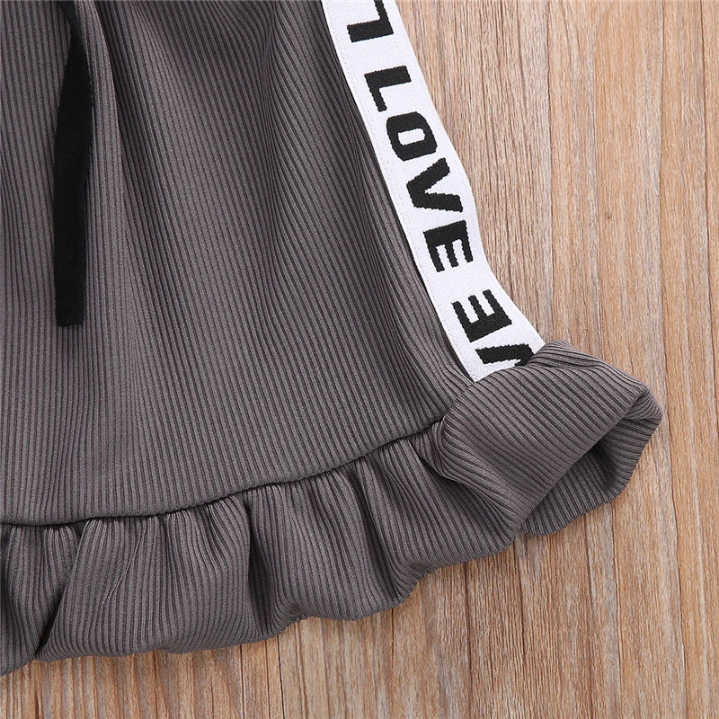 Летний костюм для малышей укороченный топ с длинными рукавами и надписью LOVE +