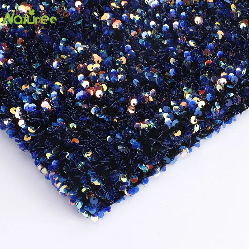 Блестящая ткань с вышивкой и блестками 45*122 см | Дом сад