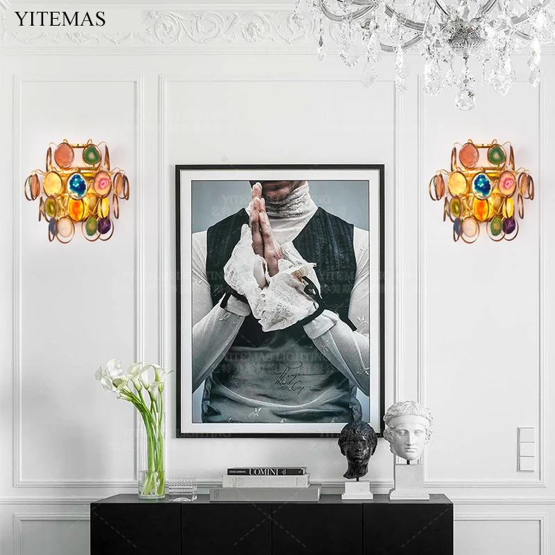 Современный настенный светильник из агата