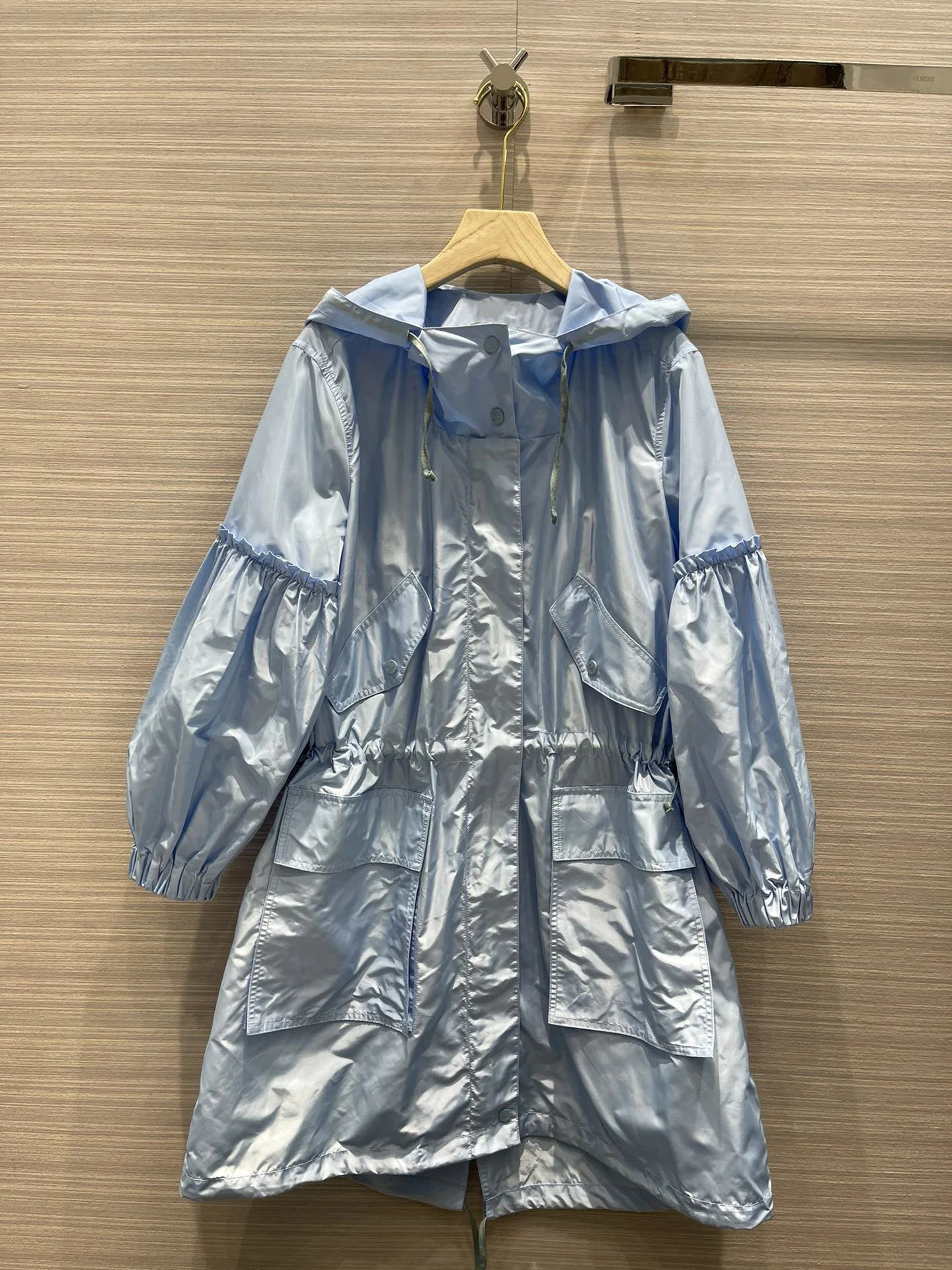 

New Ladies High 2021 Quality Fashion Long Sleeve Sun Protection Hooded Jacket 0311