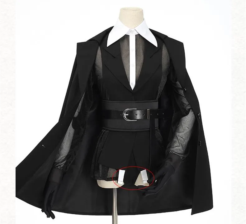 

Costumes & Accessories