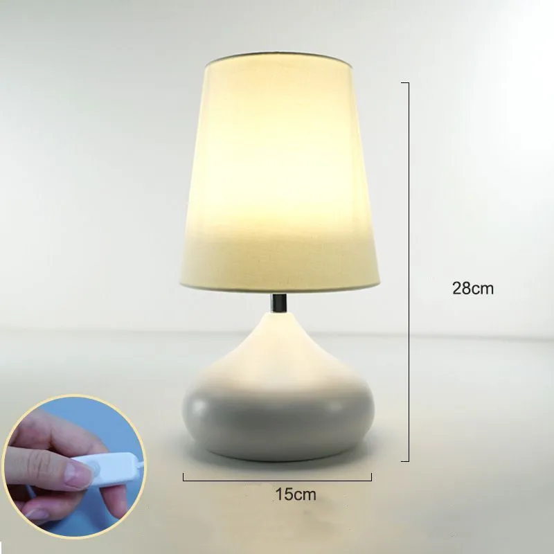 Настольная лампа для спальни ночник в скандинавском стиле Простая Современная