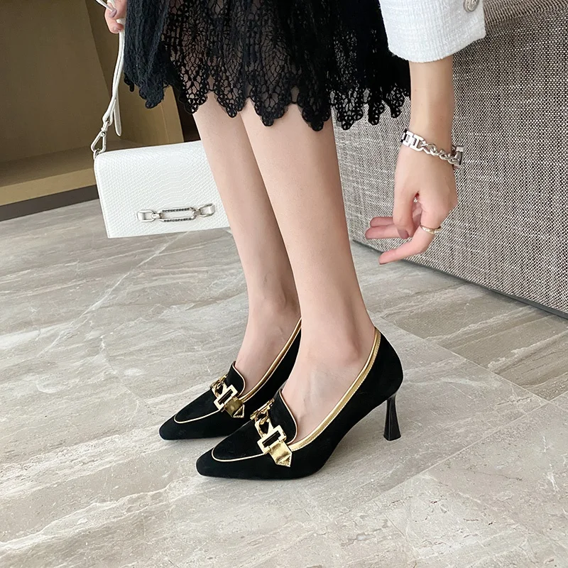 Женские туфли-лодочки из натуральной овечьей кожи на тонком каблуке |