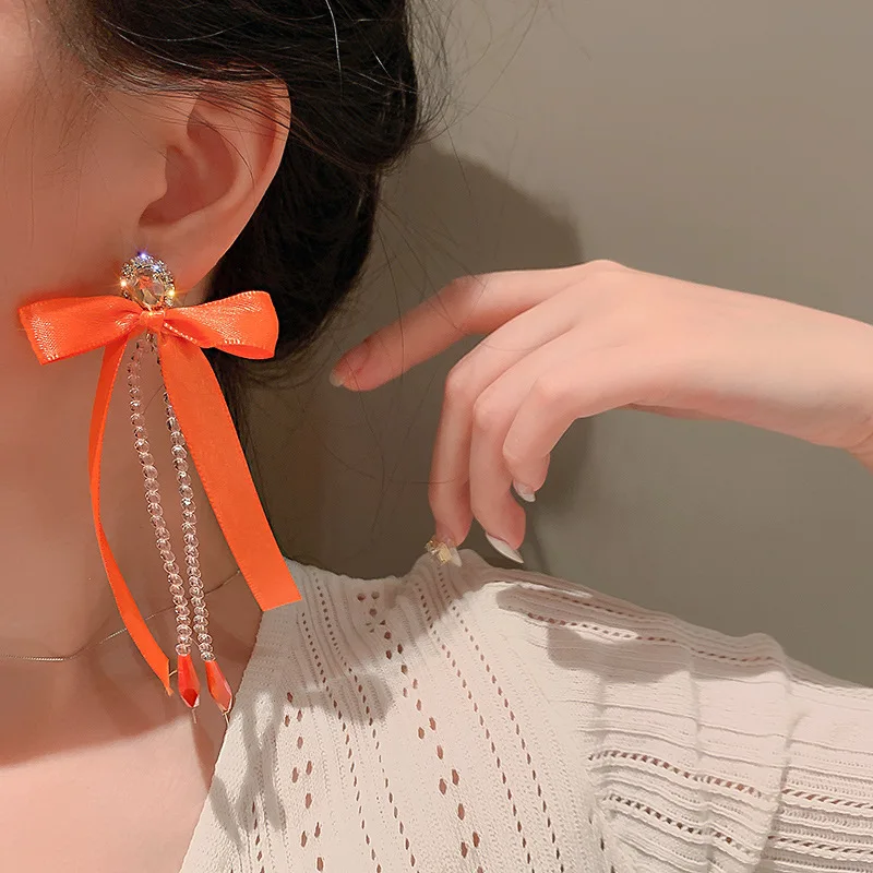 

Minar Exaggeration Orange Color Ribbon Big Bowknot Pendant Earrings for Women Girls Long Rhinestone Tassel Earrings Oorbellen