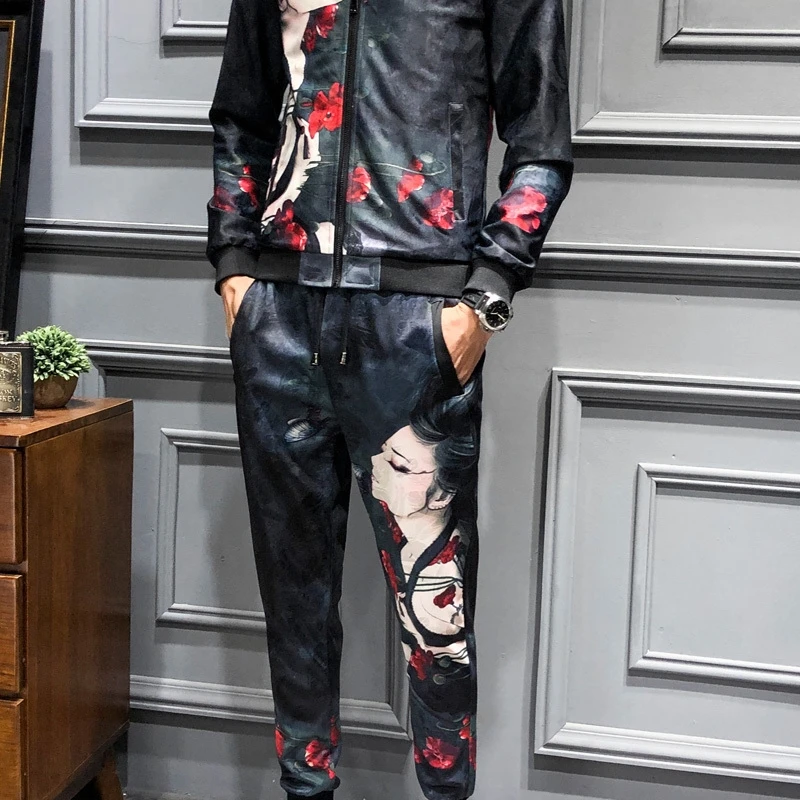 

men's Autumn 2020 and women's wear designer dressed as Georgina Zug elan