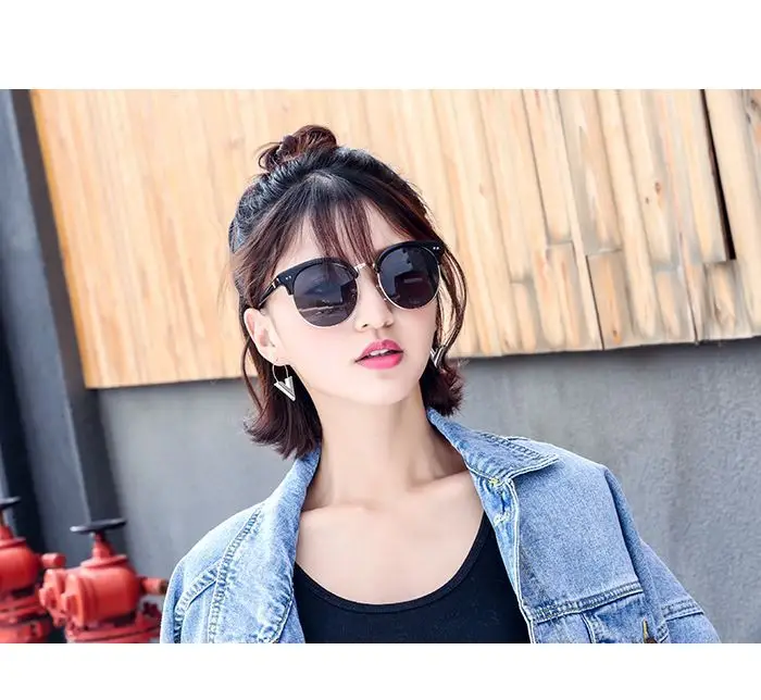 

New Hottest Women's Fashion Earrings Brincos Oorbellen Bijoux Simple Metal Texture Letter V Drop Earrings For Women Jewelry