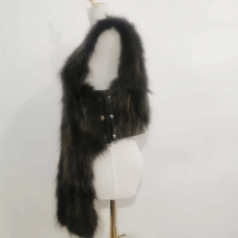 Женская шуба из натурального Лисьего меха 40 см спереди 80 сзади подходит для веса