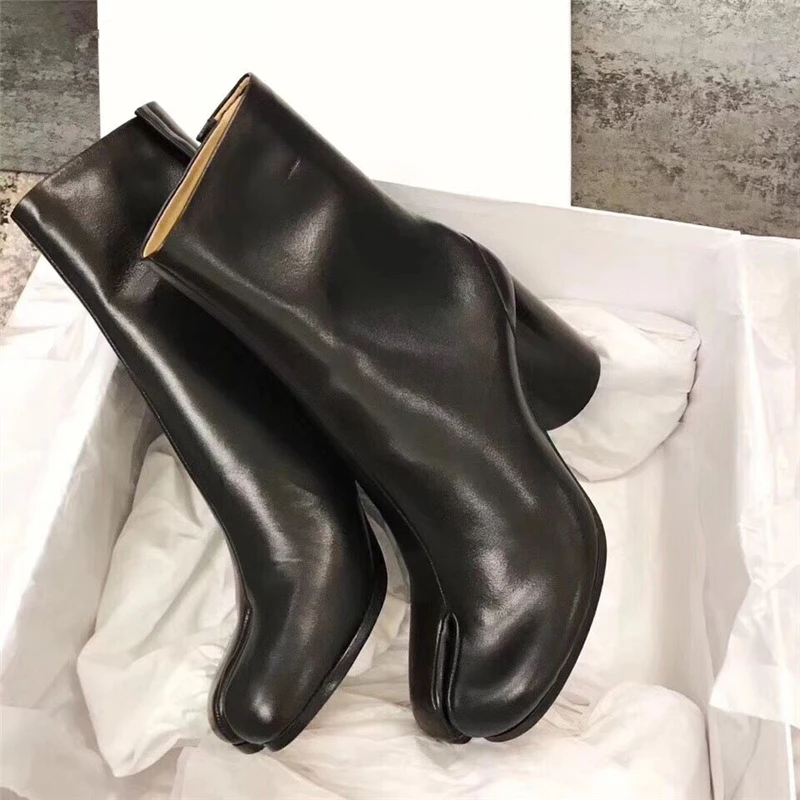 Zapatos mujer; Новинка; дизайнерские женские ботинки в стиле таби; женские ботильоны из натуральной кожи на массивном каблуке; Цвет серебристый, белый, черный; женская обувь