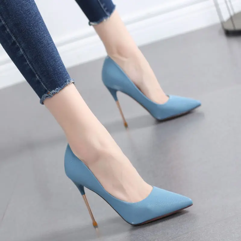 

2020 Spring New Korean Version of The Net Red Metal Stiletto High Heels Women's Black Shallow Mouth All-match Professional Shoes