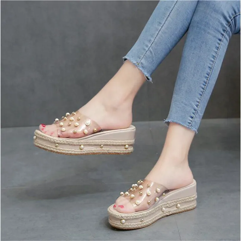

Platform Slippers Women Summer Mules Pearl Wedges Slippers for Women Beach Slippers with Heels Female Sandals Slides Ciabatte
