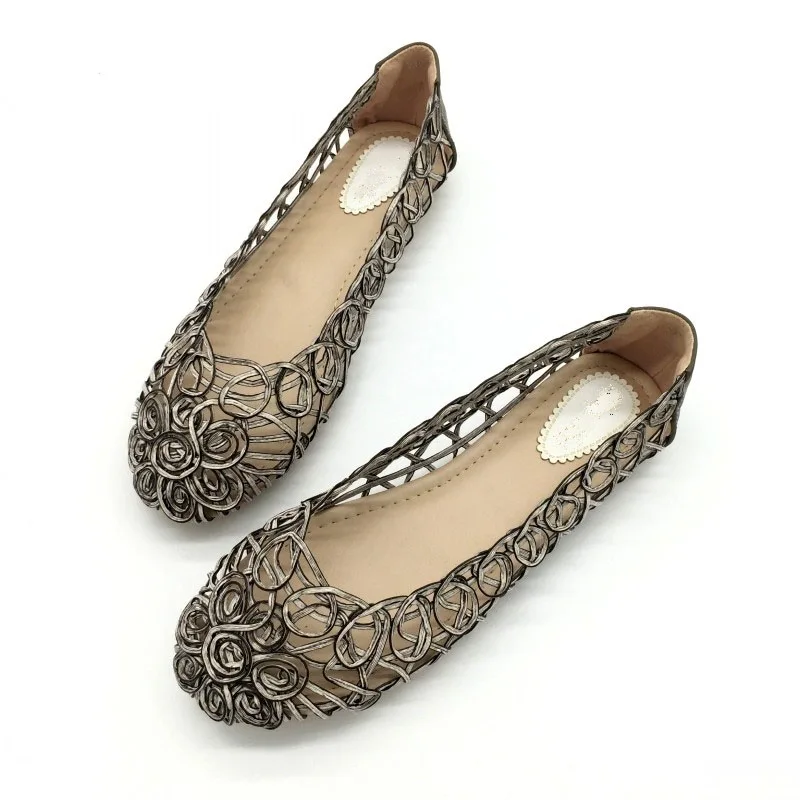 Женские сандалии на плоской подошве ажурные туфли без застежки с цветочным