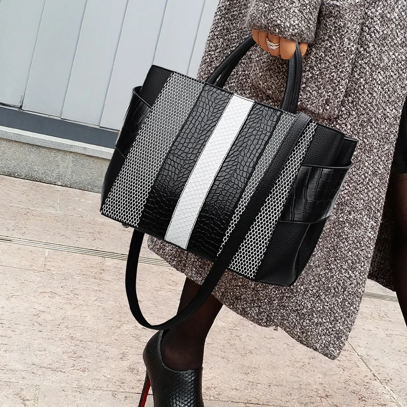 

Дамские сумочки из натуральной кожи, новинка 2021, портативная вместительная сумка-мессенджер, модная сумка на плечо, кошельки и сумки, роскош...