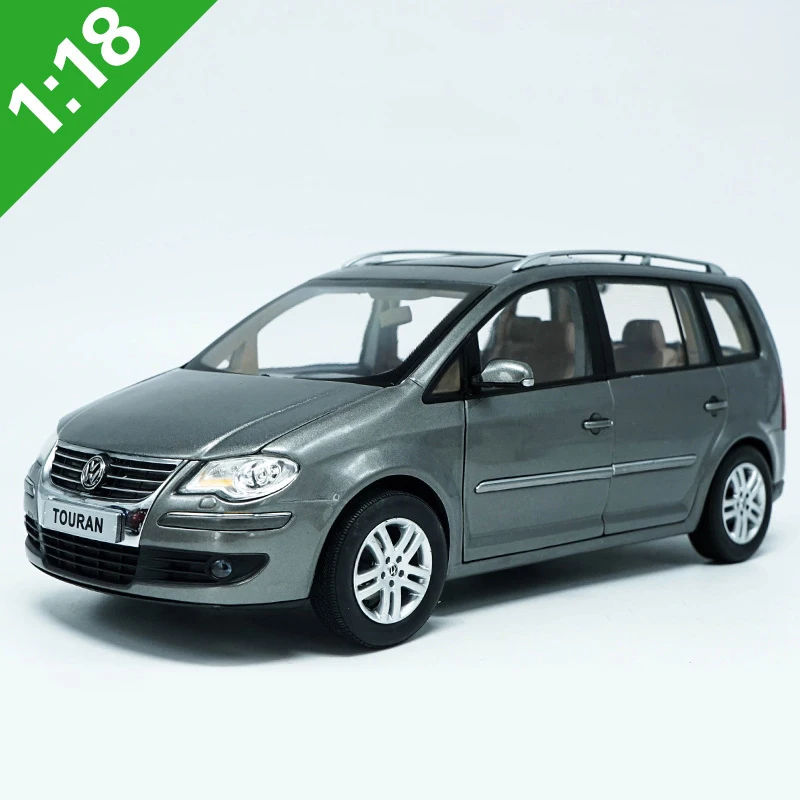 TOURAN 2009 Gray Оригинальная коробка 1:18 Высокая тщательно VW TOURAN MPV Субару Outback сплавочная модель автомобиля статические металлические модели автомобилей для Коллекционные вещи подарок - Цвет: TOURAN 2009 Gray