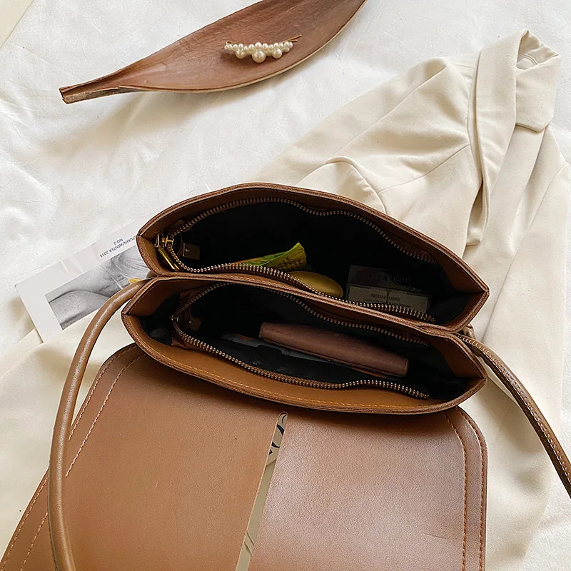 

Women's Handbags