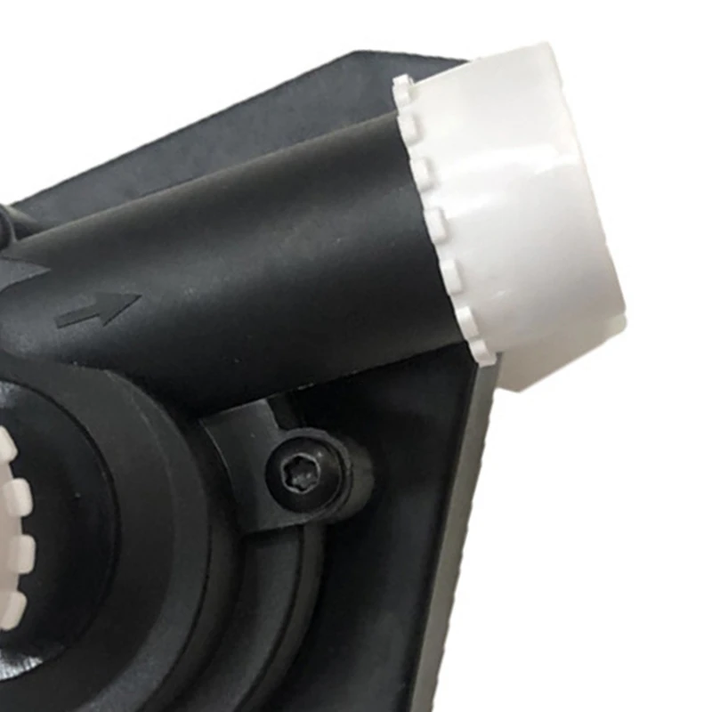 Вспомогательный насос двигателя охлаждающий вспомогательный дополнительный