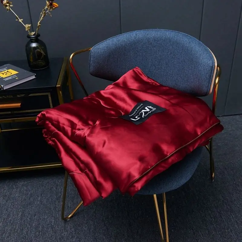 Летнее моющееся шелковое одеяло однотонное розовое красное белое серое для