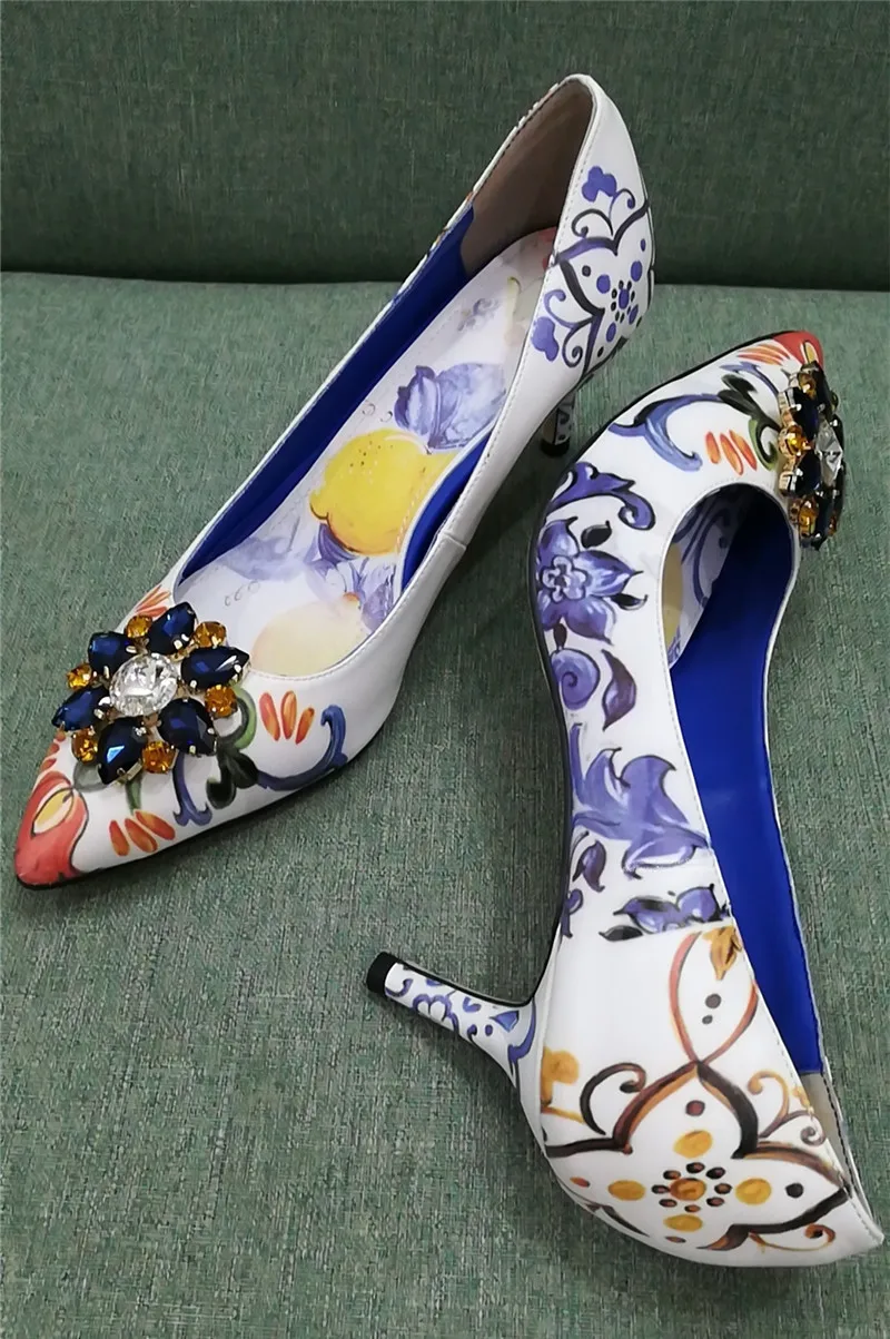 White Heel 6cm Этнические синие с белым цветком; цветная женская обувь со стразами и острым носком; Изящные женские туфли-гладиаторы; Zapatos - Цвет: White Heel 6cm
