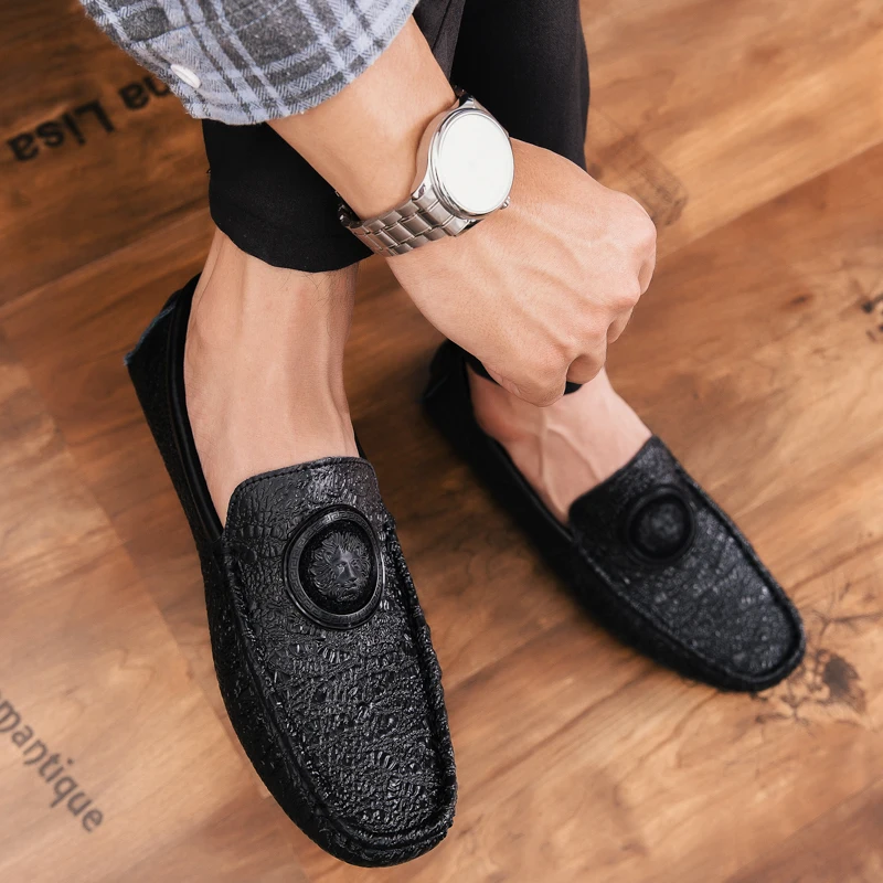

Mens Shoes Casual 2019 Spring Summer Men Loafers New Slip On Leather Youth Men Shoes Breathable Fashion Flat Footwear Black