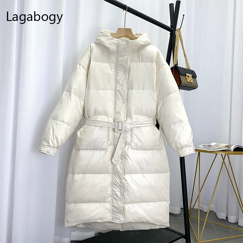 

Новинка 2022, женские зимние длинные куртки Lagabogy на 90% белом утином пуху, Женские однотонные пальто с капюшоном, толстые теплые свободные ветр...