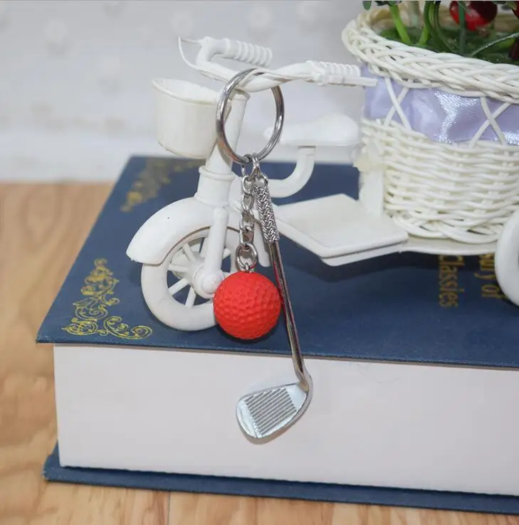 Мини-брелок для гольфа в спортивном клубе