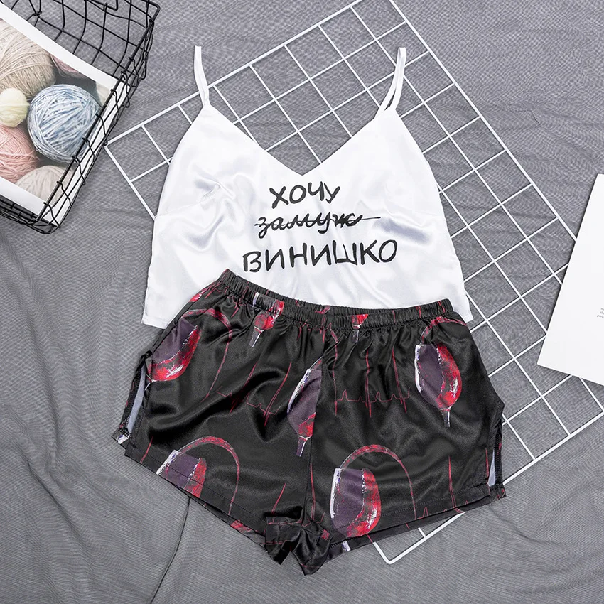 Sleeveless Sexy Pajamas Set Letter Printing Casual Fashion Satin Two Piece Set V-Neck Pyjamas for Women Summer Sleepwear