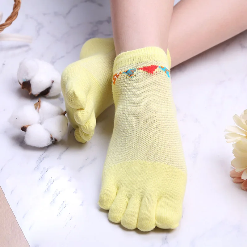 

3 pairs/lot Quality Women Solid Color Summer Cotton Five Finger Socks Breathable Sweat-absorption Female Casual Socks MKG535