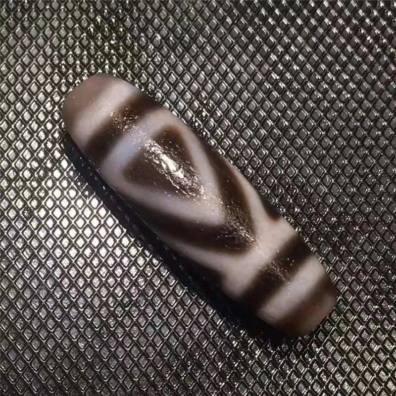 

210428-2 High Oily Cinnabar Pure Natural Agate Stone Mysterious 1 Eyes Amulet Tibetan Dzi Beads for Collections