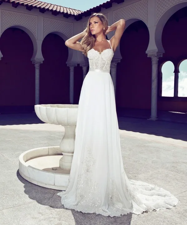 

medias 2021 Julie Vino Spaghetti Straps Lace Top A-Line Chiffon Applique Court Train Bridal Gown long Bespoke Wedding Dresses