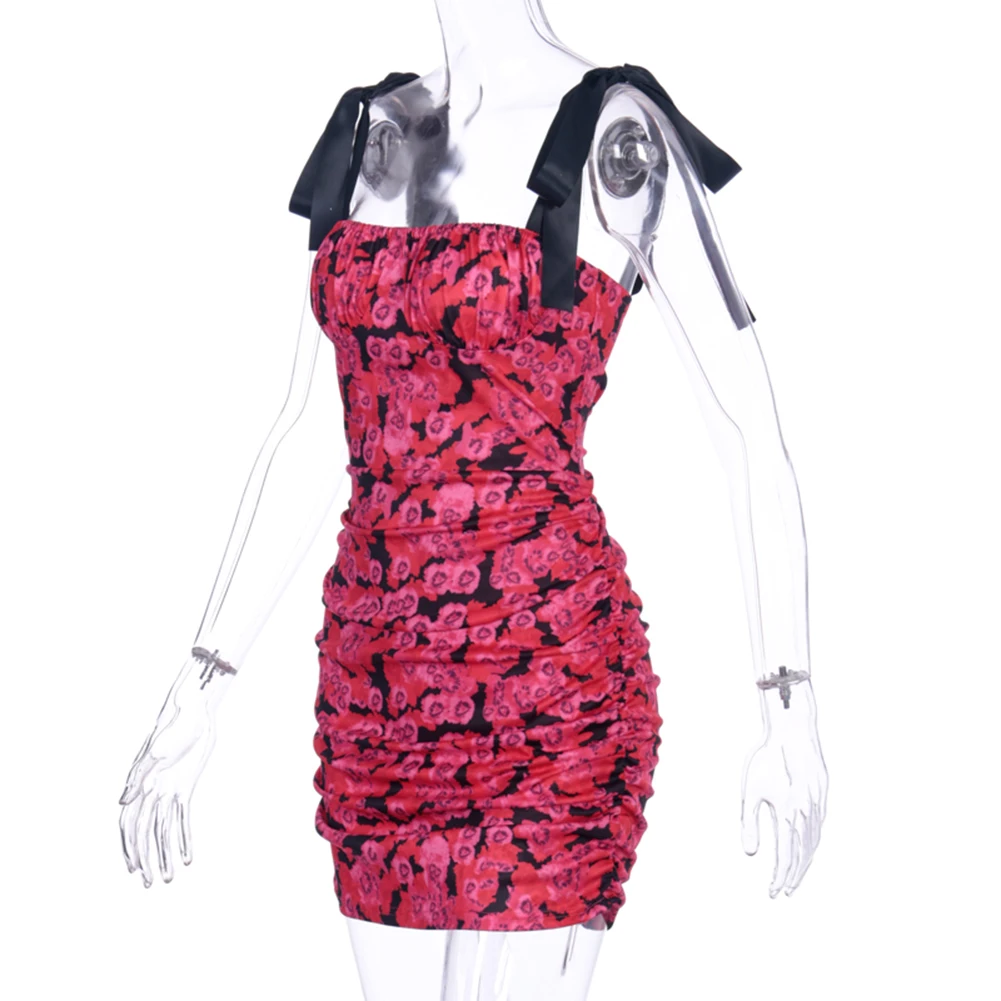 Женское модное платье на бретельках шнуровке однотонное обтягивающее бедрах