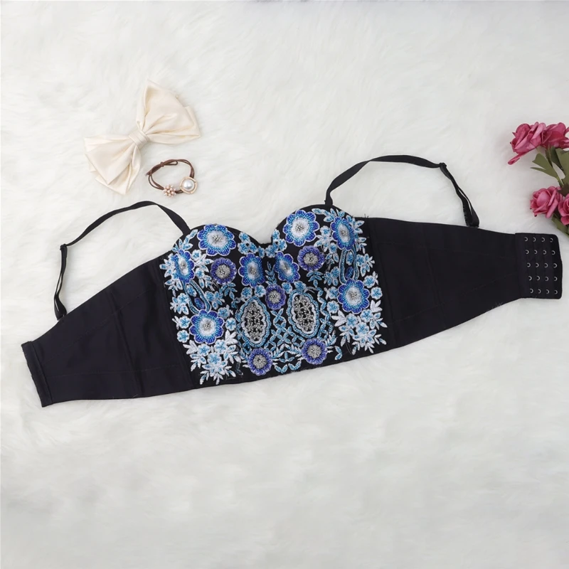 

2021 Women Summer Sexy Spaghetti Strap Bustier Bra Retro Embroidery Blue Floral Rhinestone Beading Camisole Vest Club Party V-Ne