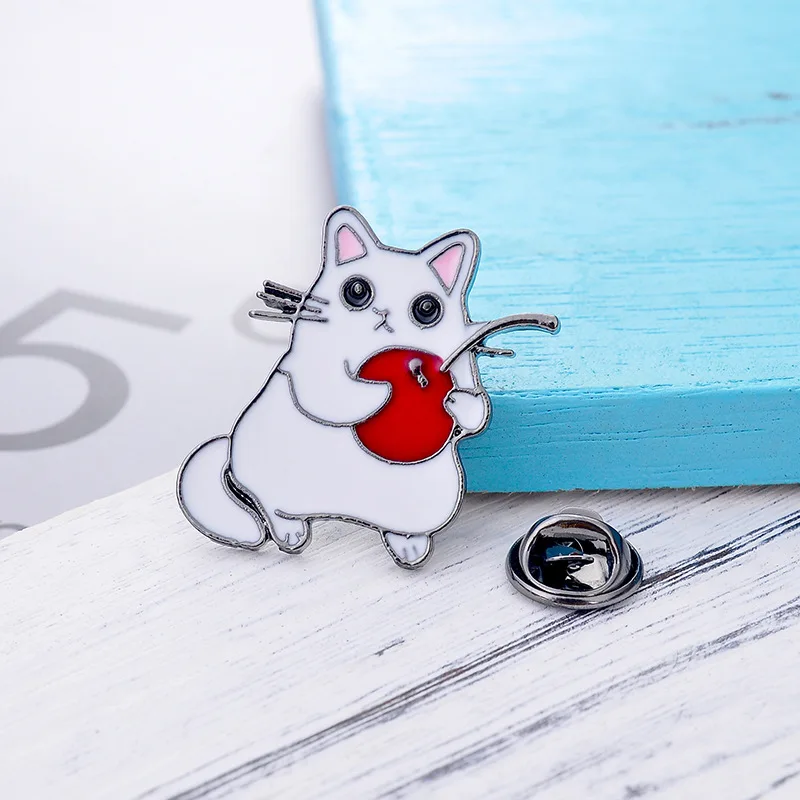 Брошь на палец с изображением кошки животного белого кота клубники булавки