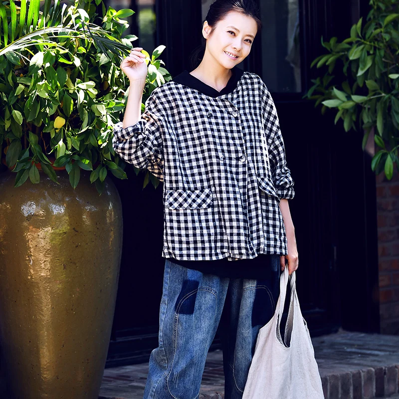 MICOCO W6030 свежий художественный круглый воротник двубортный черный и белый