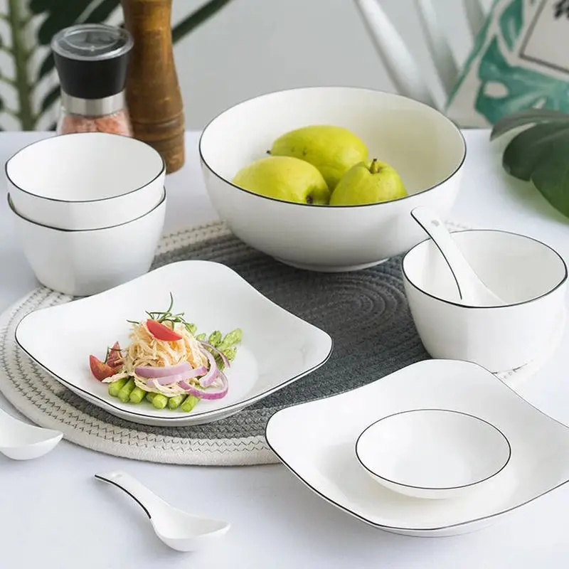 Посуда с черной окантовкой домашняя столовая миска столовые приборы тарелка